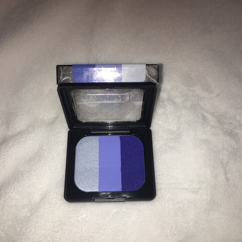 Kat Von D true romance eyeshadow trio beyond rede~ - Picture 3 of 4